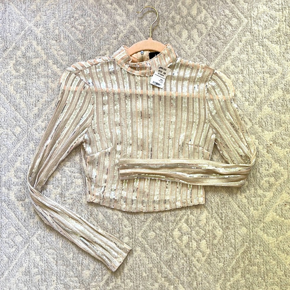 Sequin crop long sleeve